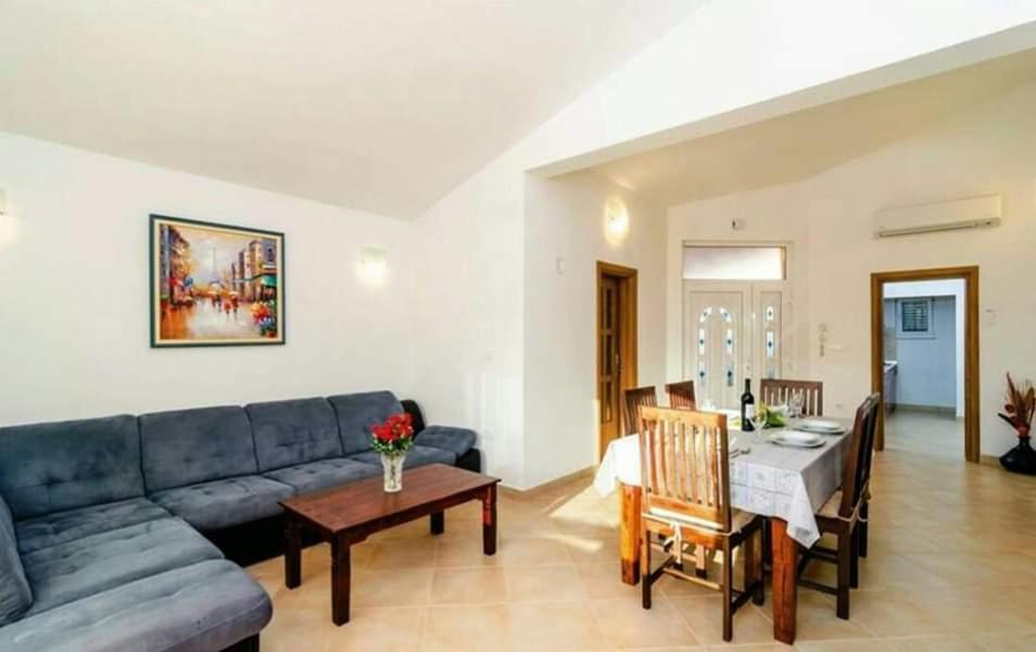 Villa Fabry Плоче Екстер'єр фото